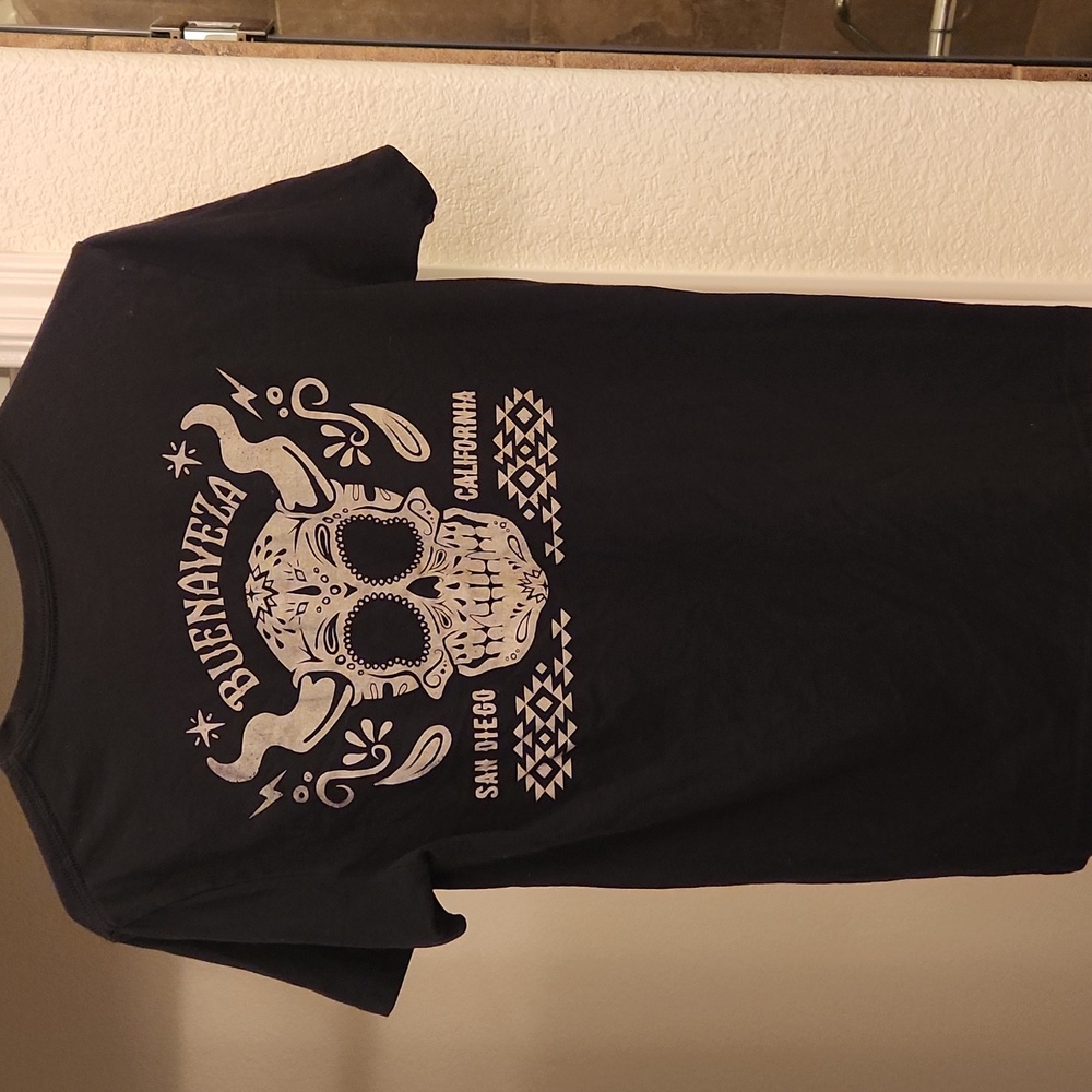 Black Short Sleeve Tee with Crew Neck